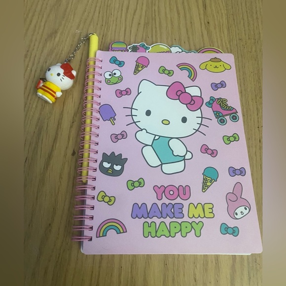 🆕Hello Kitty Journal & Charm Pen Set🆕 - Picture 1 of 5